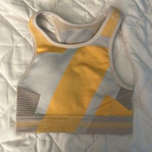 nike high neck sports bra